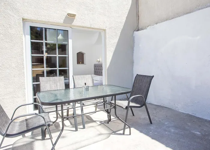 Anastasia 9 Apartment *